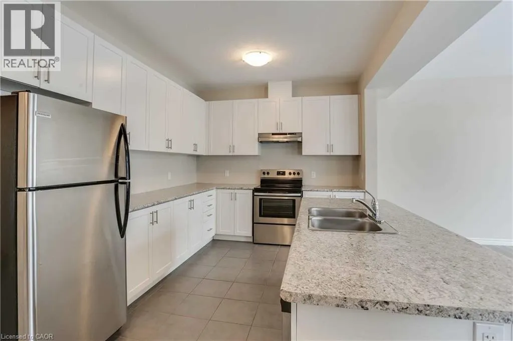 184 LINKS Crescent