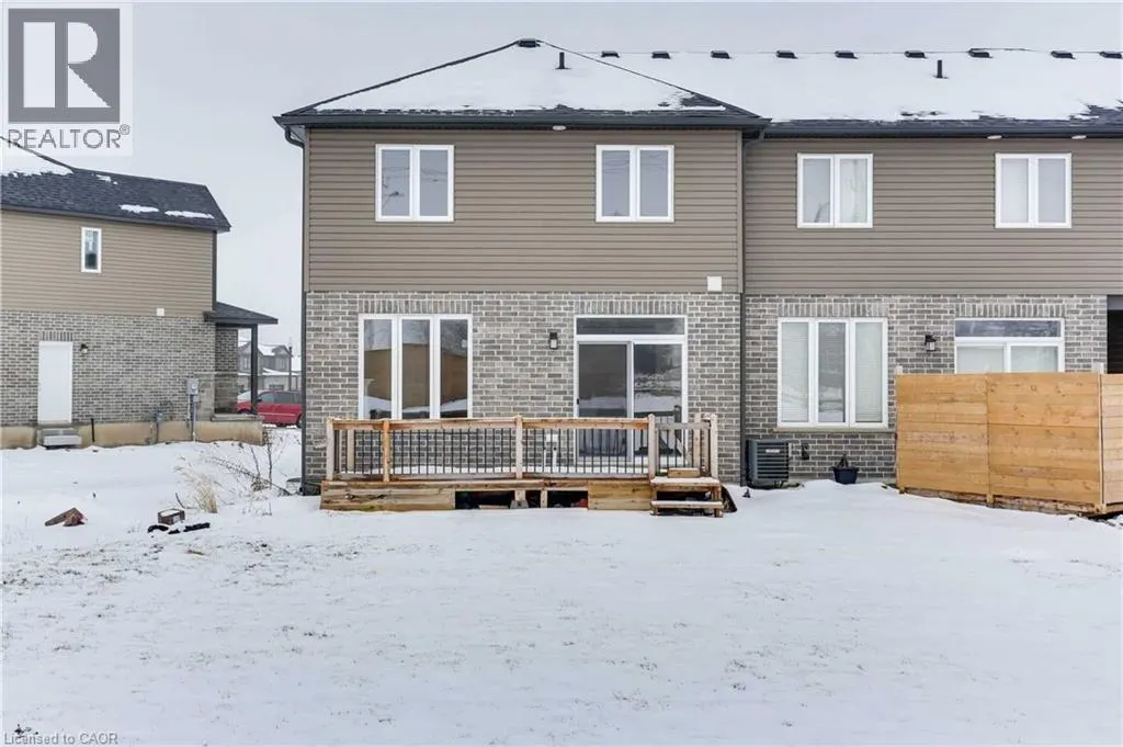 184 LINKS Crescent