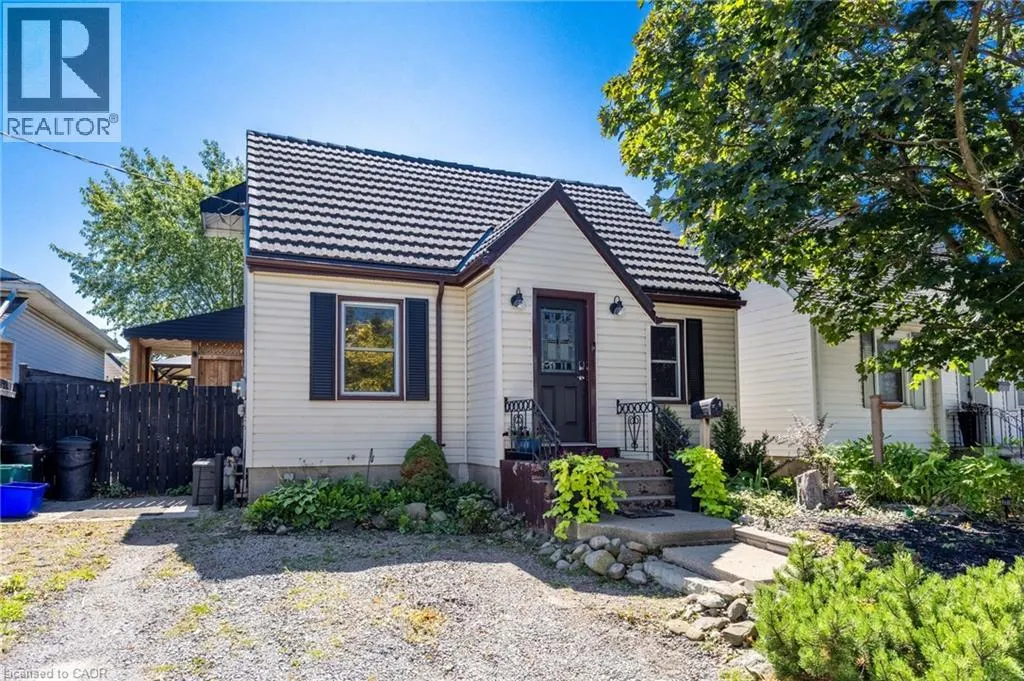 4 LINCOLN Avenue