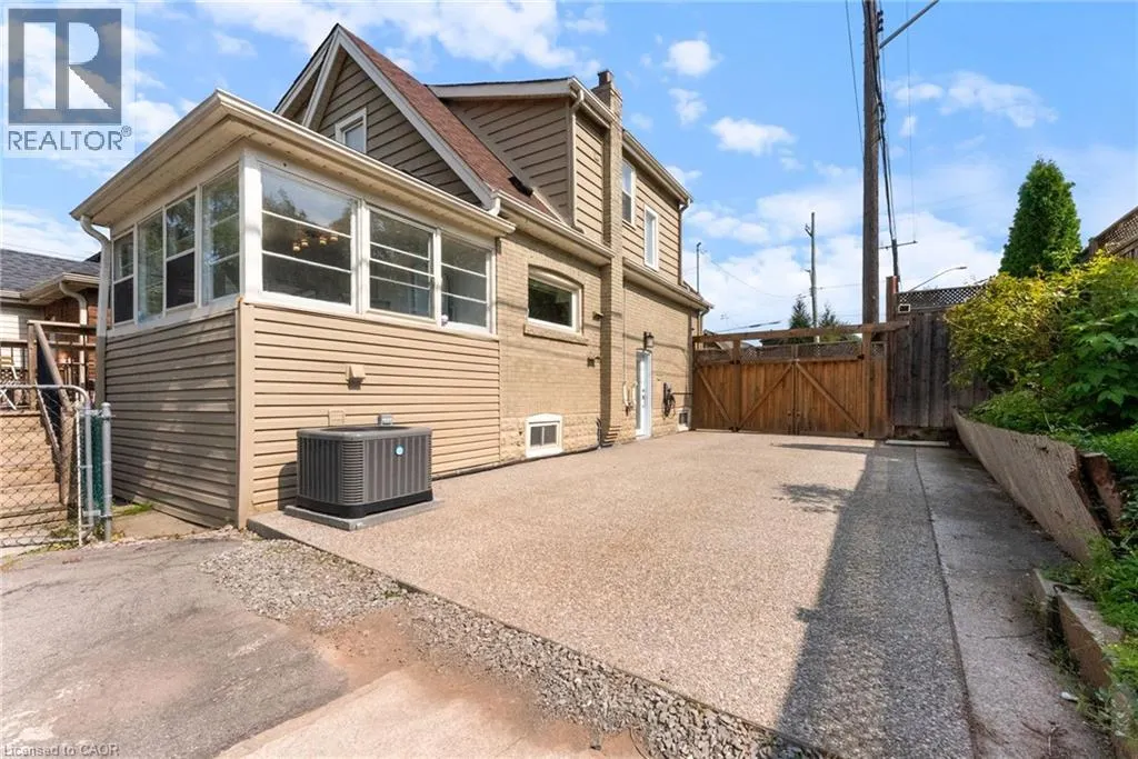 312 WEXFORD Avenue S