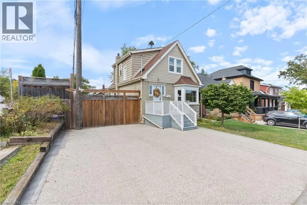 312 WEXFORD Avenue S