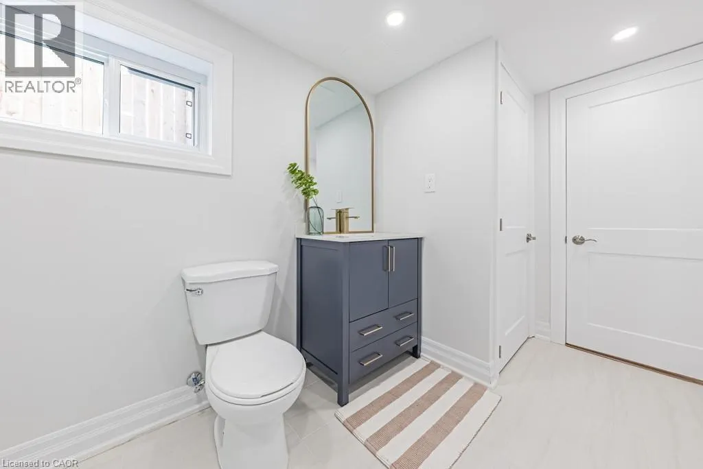 587 QUEENSDALE Avenue E Unit# Lower, #Lower