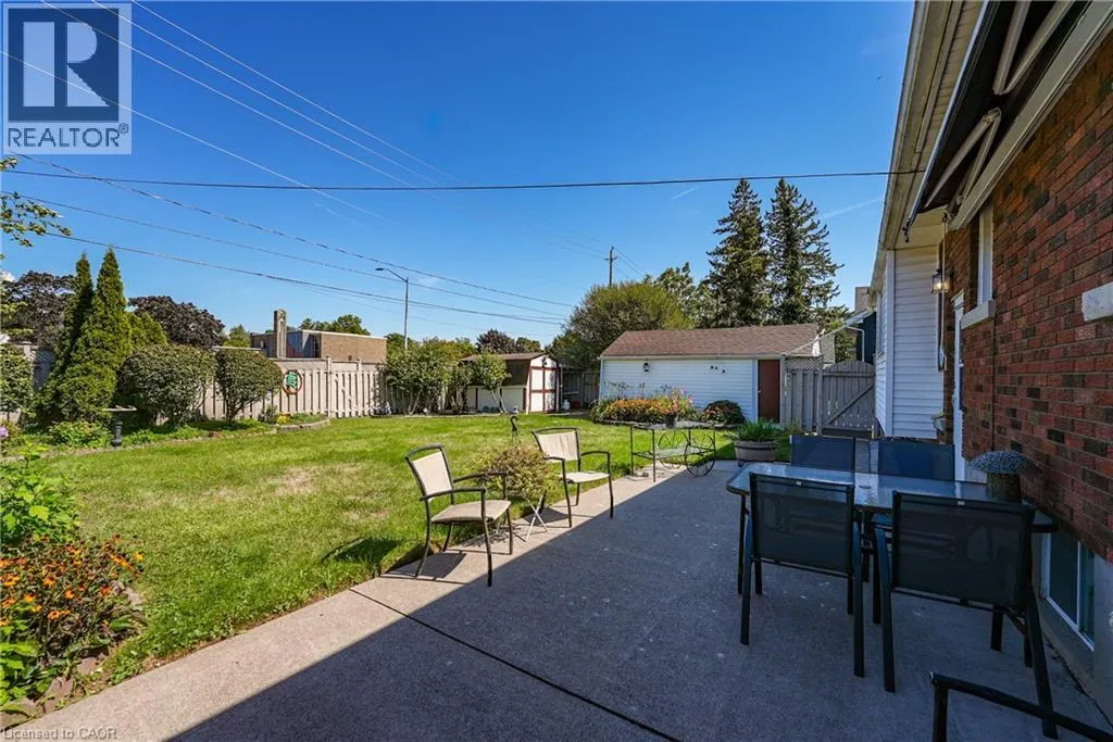 11 RIVERVIEW Drive