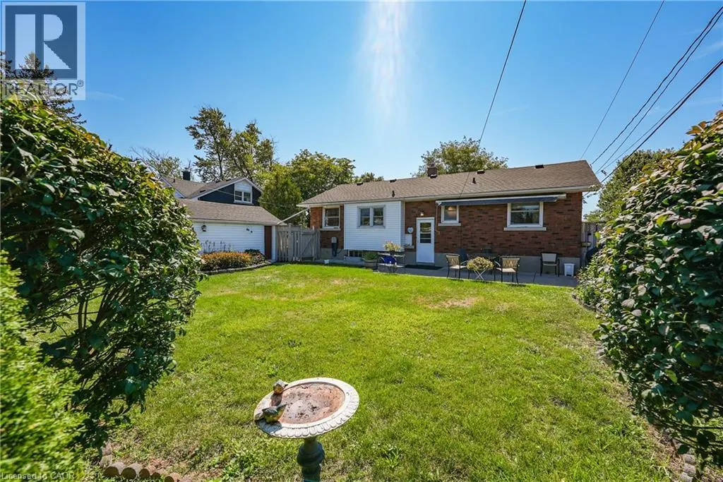 11 RIVERVIEW Drive