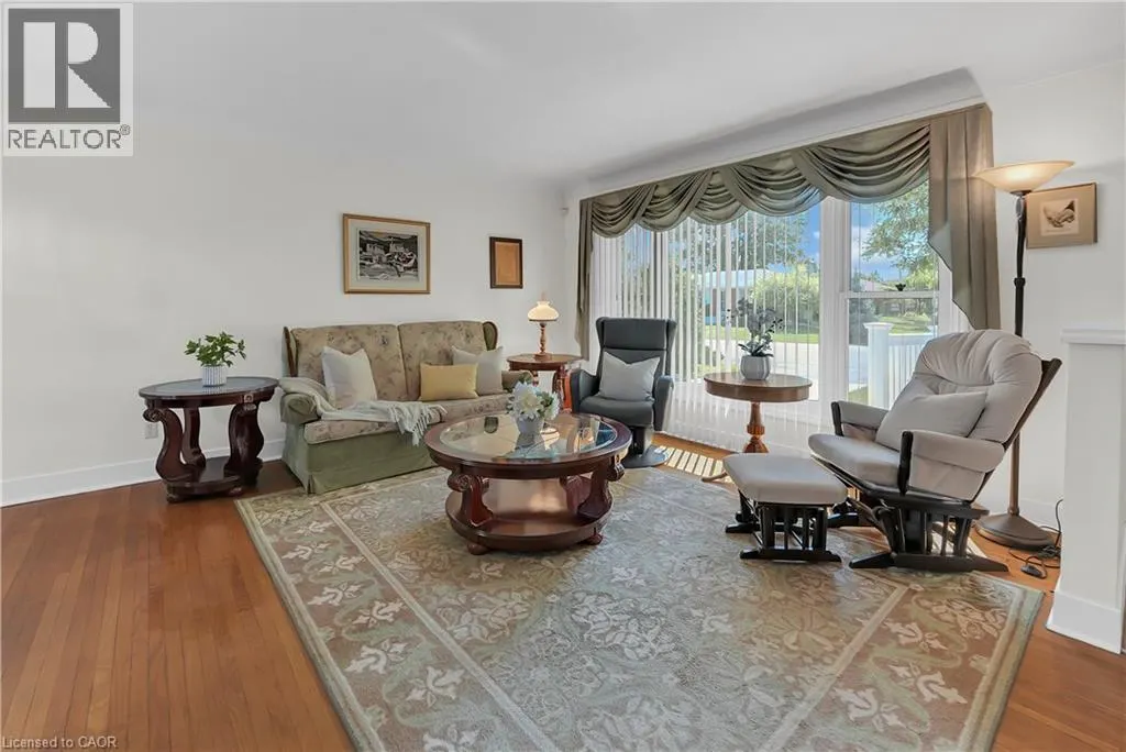 11 RIVERVIEW Drive