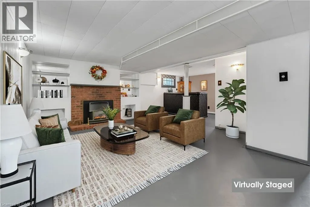 11 RIVERVIEW Drive