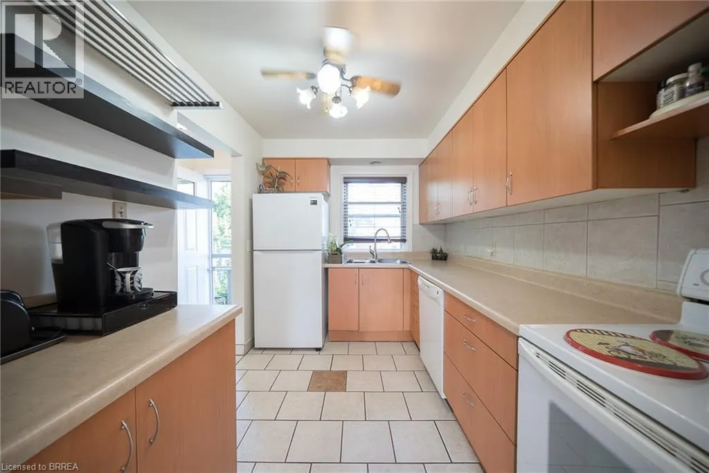 273 ELGIN Street Unit# 38, #38