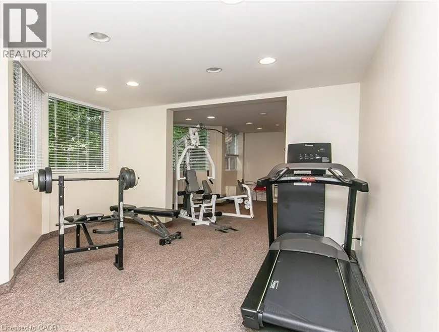 20 ELLEN Street E Unit# 611, #611