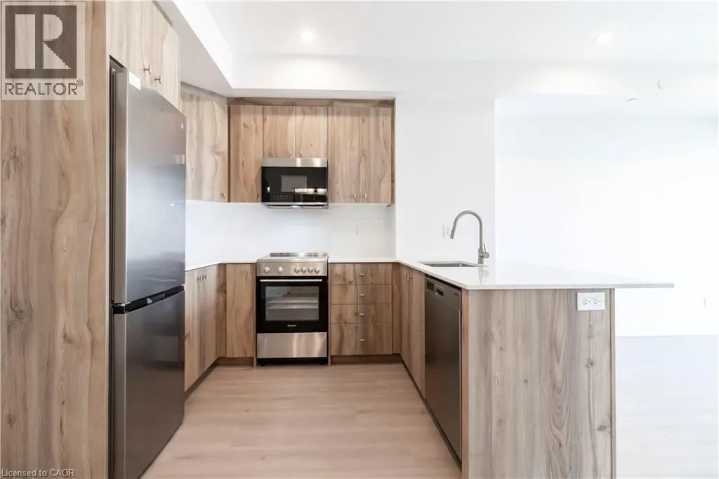 25 WELLINGTON Street S Unit# 1111, #1111