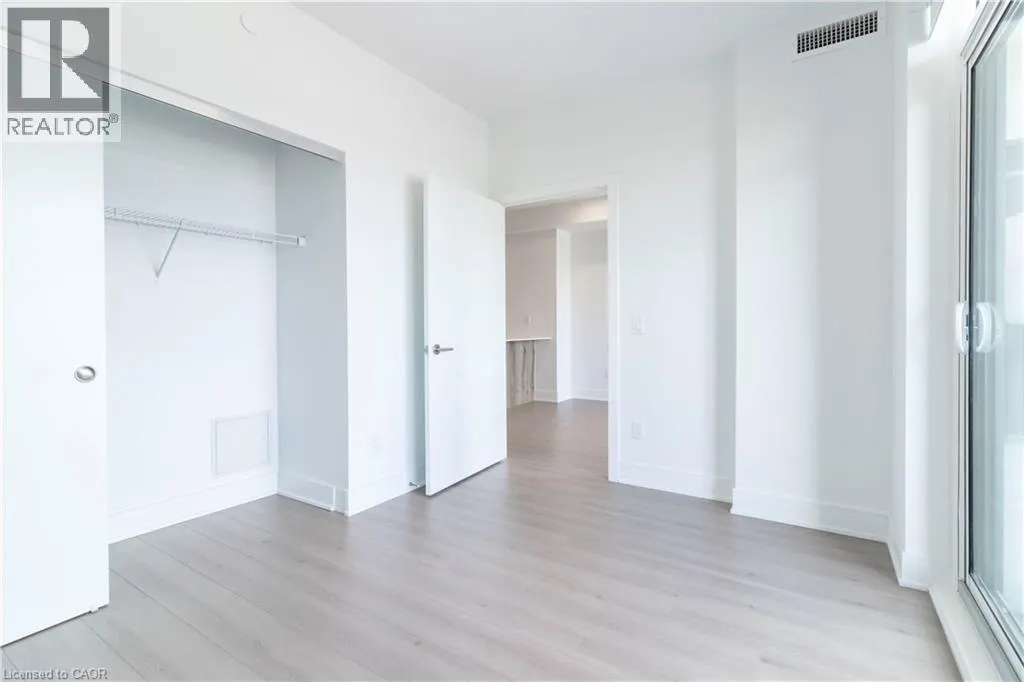 25 WELLINGTON Street S Unit# 1111, #1111