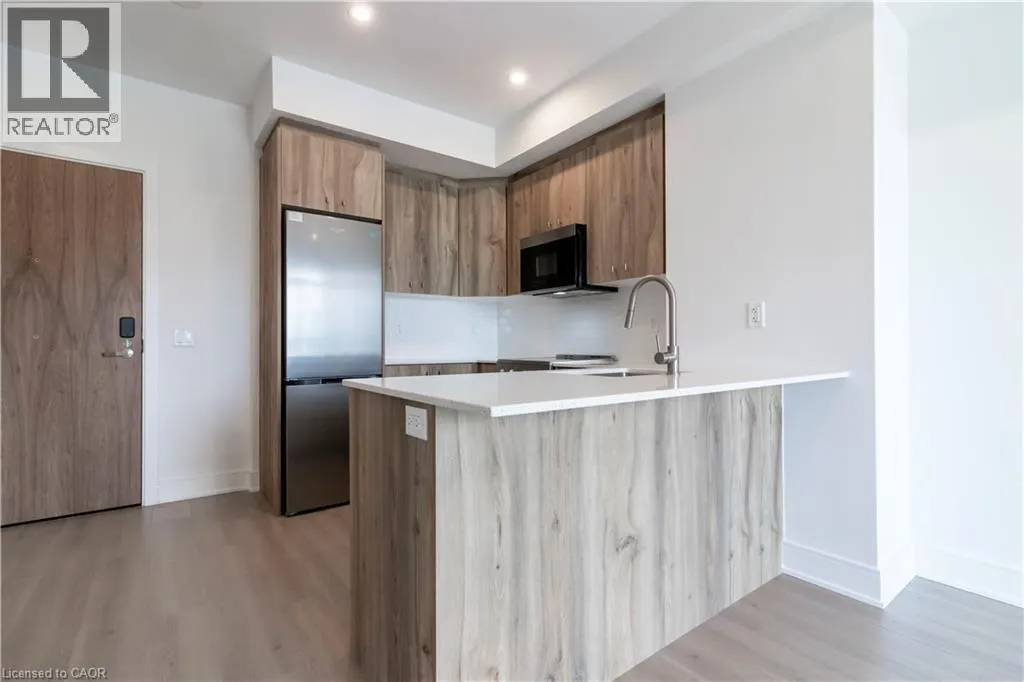 25 WELLINGTON Street S Unit# 1111, #1111