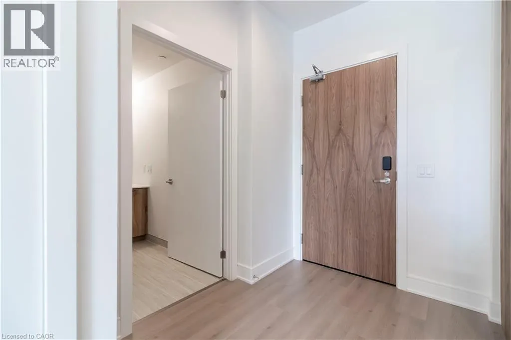 25 WELLINGTON Street S Unit# 1111, #1111
