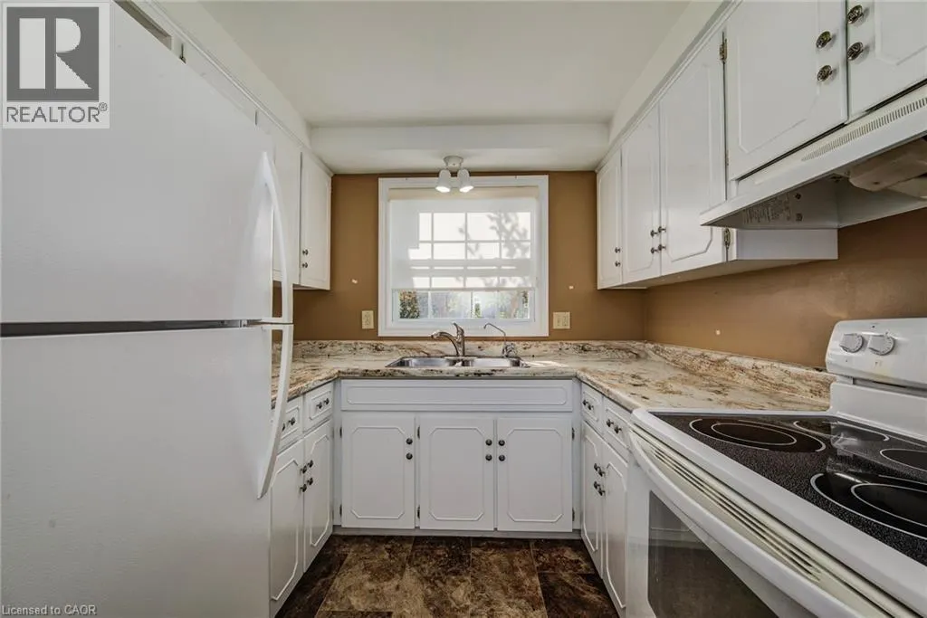 383 EDINBURGH Road S Unit# 22, #22
