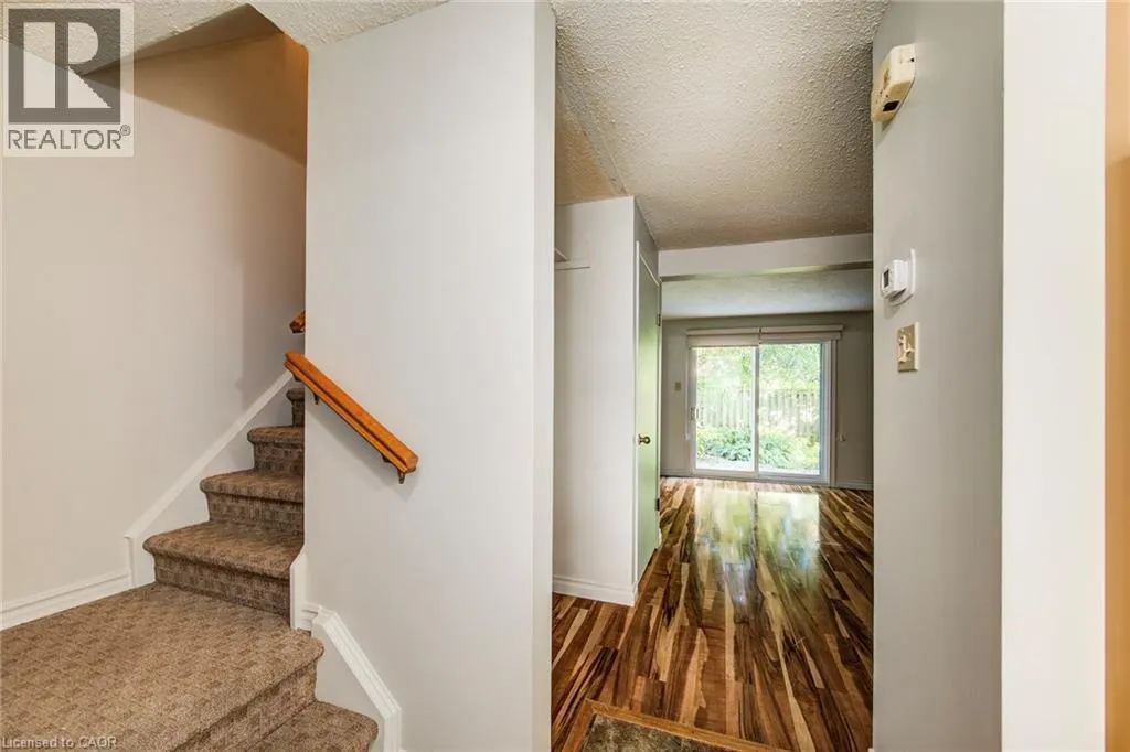 383 EDINBURGH Road S Unit# 22, #22
