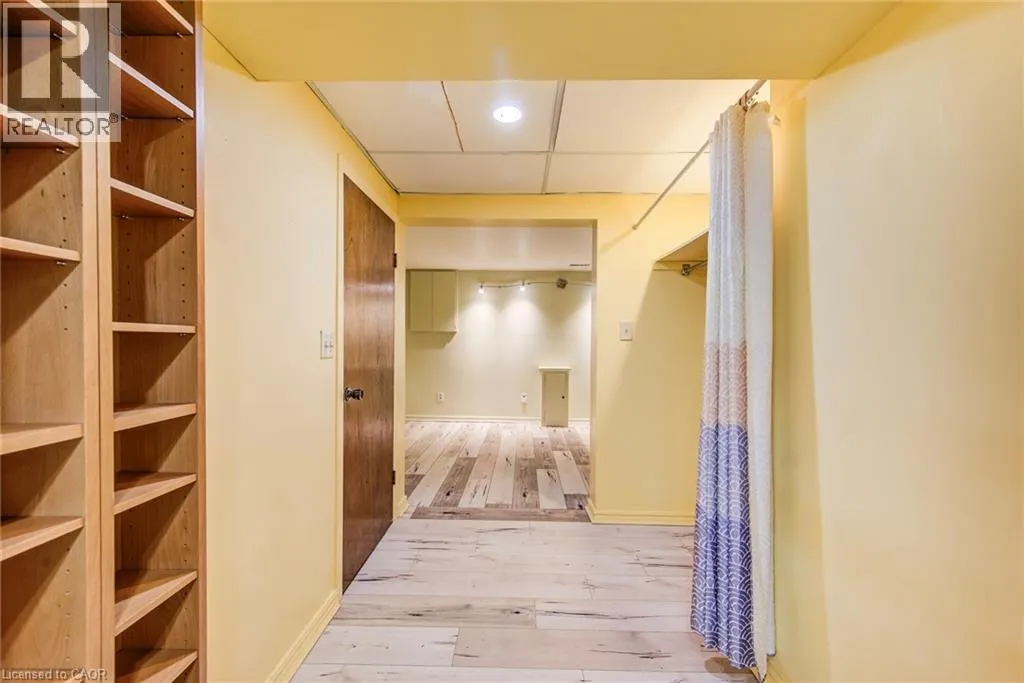 383 EDINBURGH Road S Unit# 22, #22