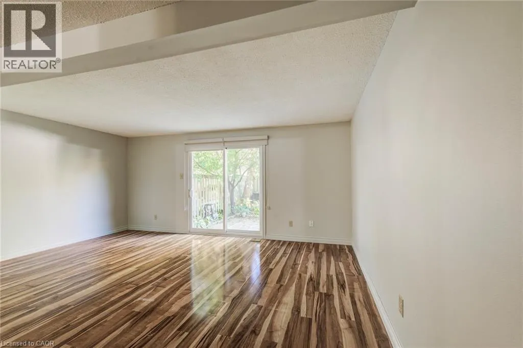 383 EDINBURGH Road S Unit# 22, #22