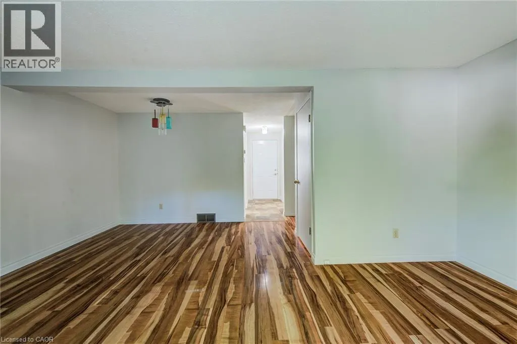 383 EDINBURGH Road S Unit# 22, #22
