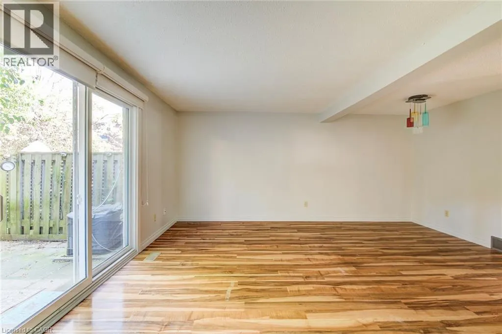 383 EDINBURGH Road S Unit# 22, #22