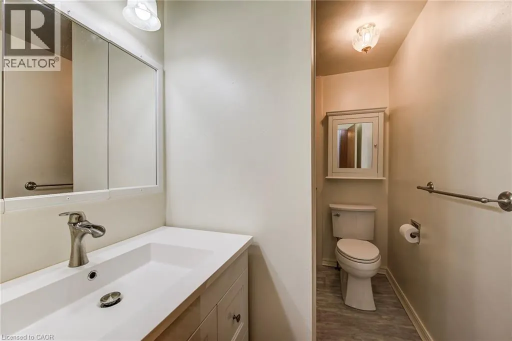 383 EDINBURGH Road S Unit# 22, #22