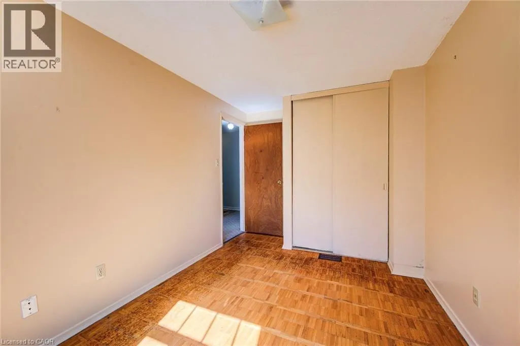 383 EDINBURGH Road S Unit# 22, #22