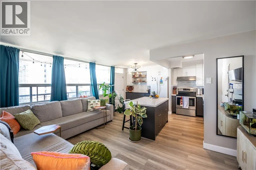 15 NICKLAUS Drive Unit# 501, #501