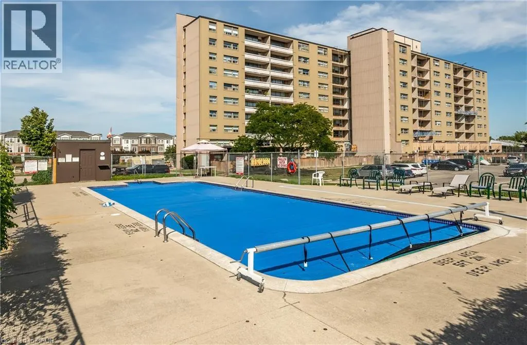 15 NICKLAUS Drive Unit# 501, #501