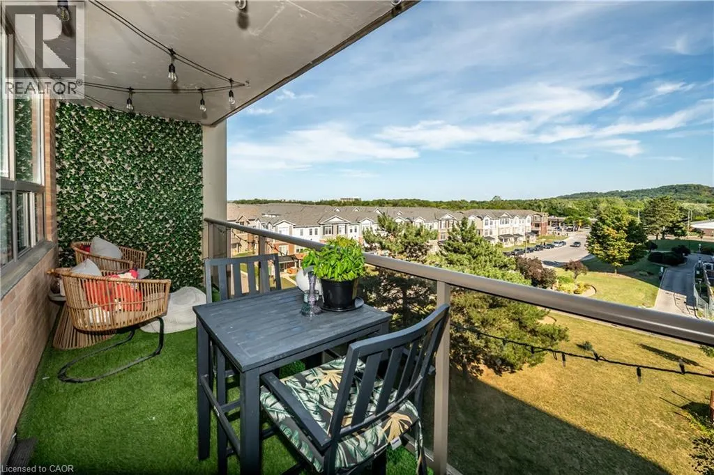15 NICKLAUS Drive Unit# 501, #501
