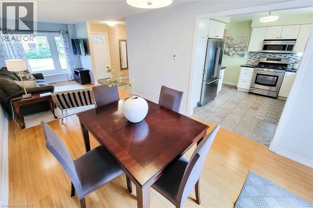 3111 CANTELON Crescent