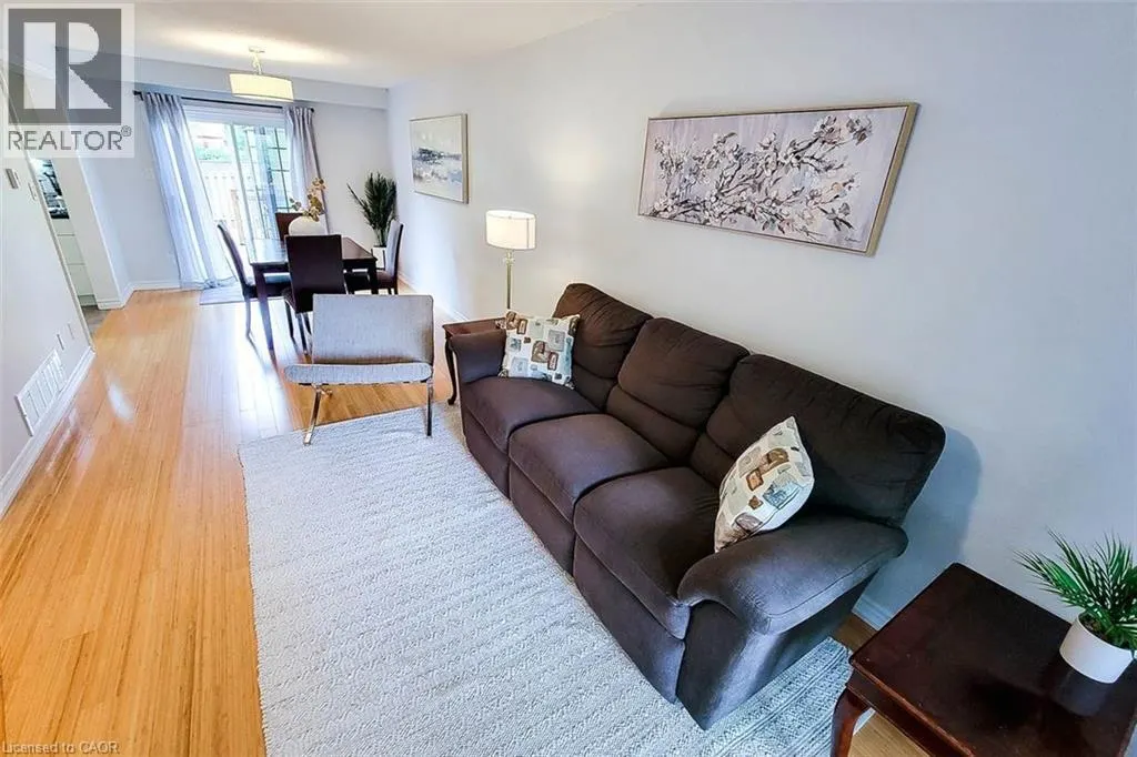 3111 CANTELON Crescent