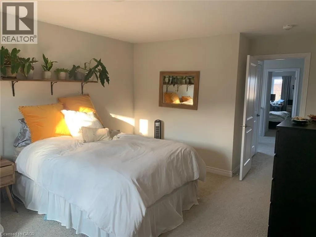 13 PELICAN Lane