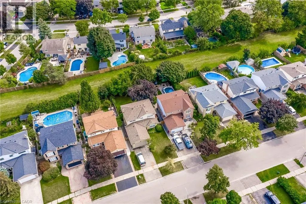 2212 MELISSA Crescent