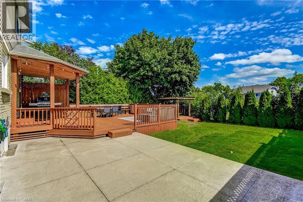 2212 MELISSA Crescent