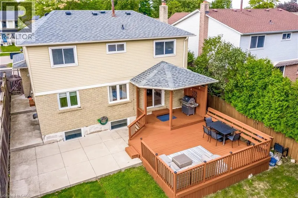 2212 MELISSA Crescent