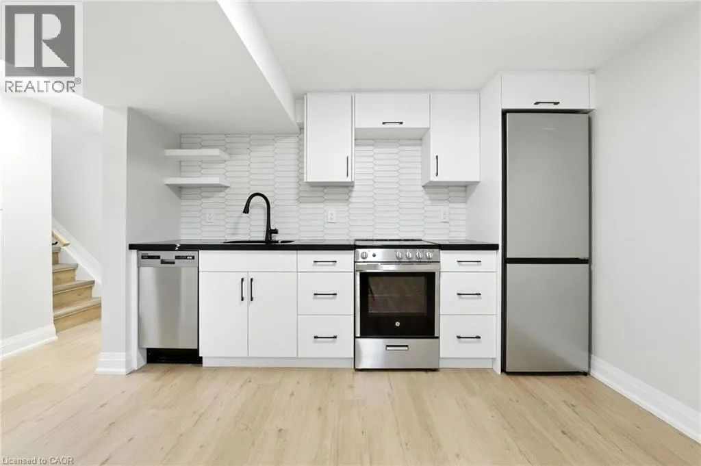 929 UPPER OTTAWA Street
