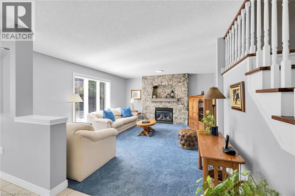 19 GOLF WOODS Drive