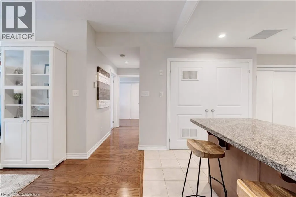 396 PLAINS Road E Unit# 102, #102
