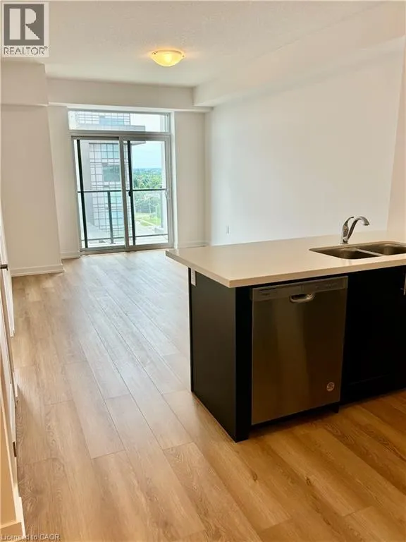 470 DUNDAS Street E Unit# 815, #815