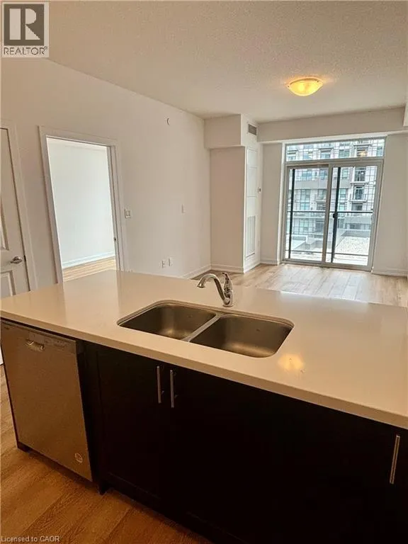 470 DUNDAS Street E Unit# 815, #815