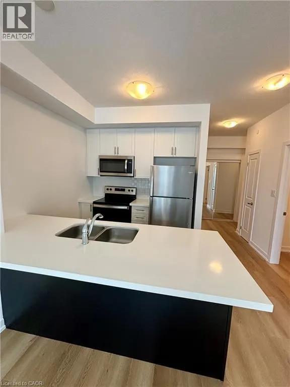 470 DUNDAS Street E Unit# 815, #815