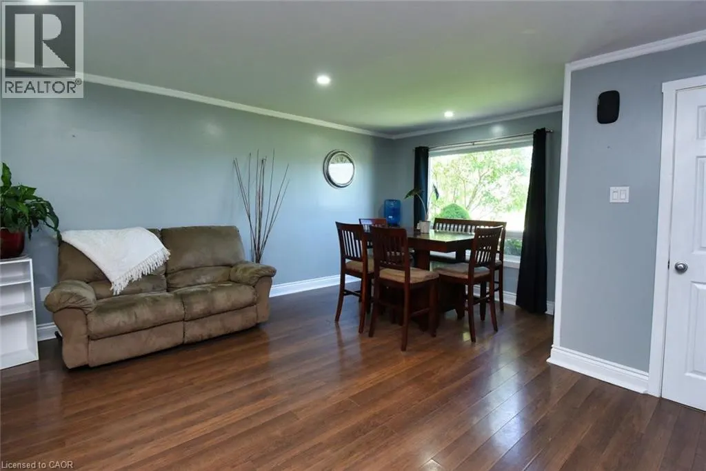 3674 CAMPDEN Road