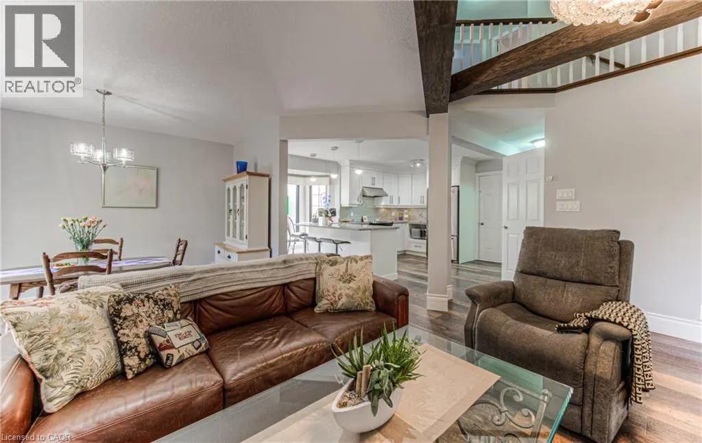 3 WESTVIEW Crescent