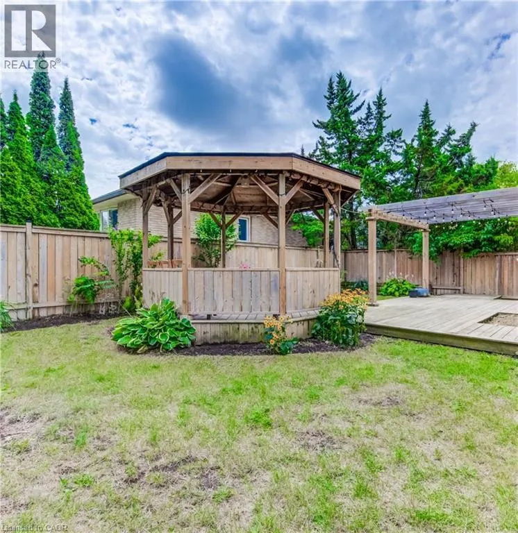 3 WESTVIEW Crescent