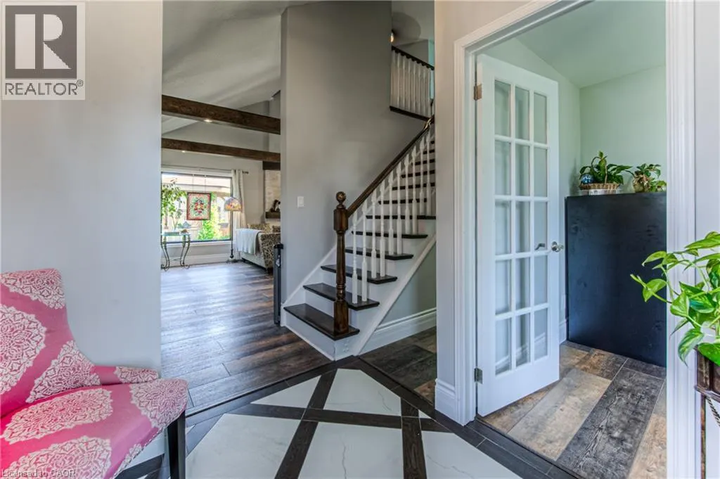 3 WESTVIEW Crescent