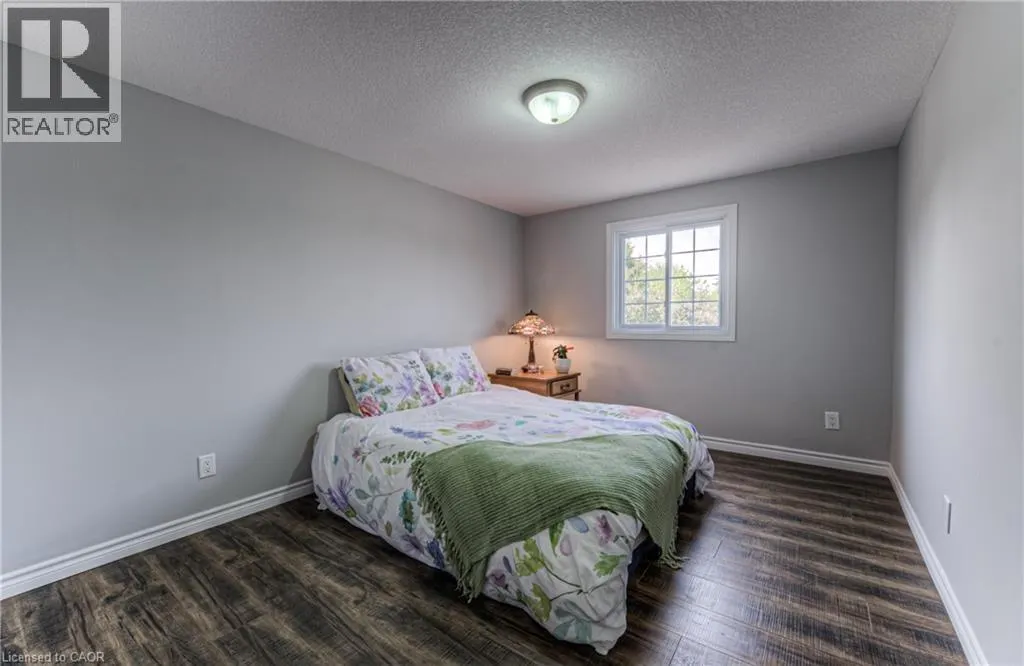 3 WESTVIEW Crescent