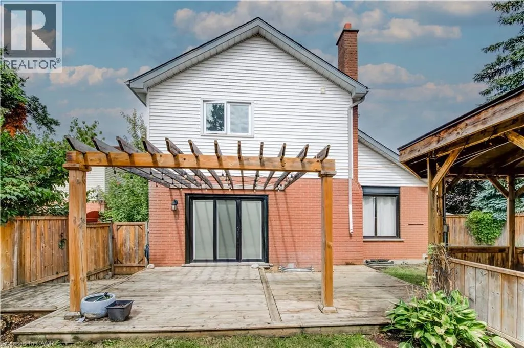 3 WESTVIEW Crescent