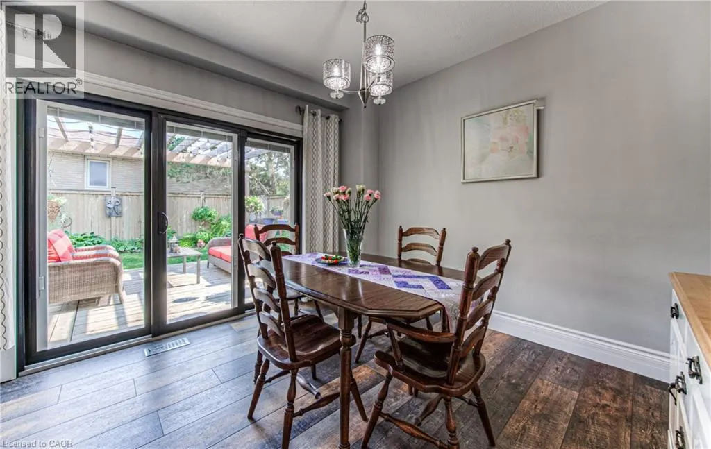 3 WESTVIEW Crescent