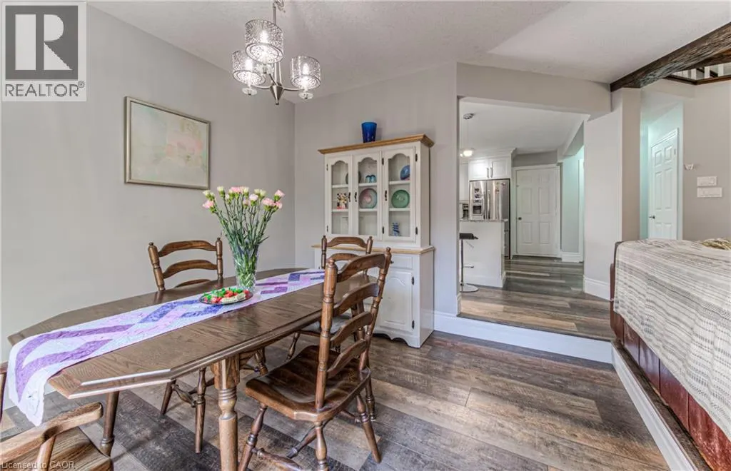 3 WESTVIEW Crescent