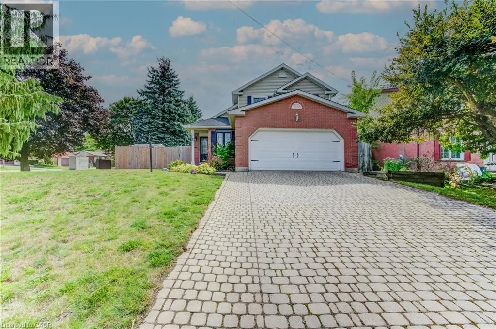 3 WESTVIEW Crescent