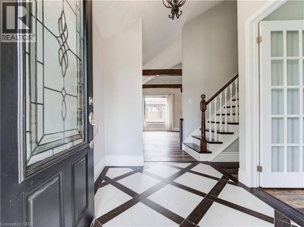 3 WESTVIEW Crescent