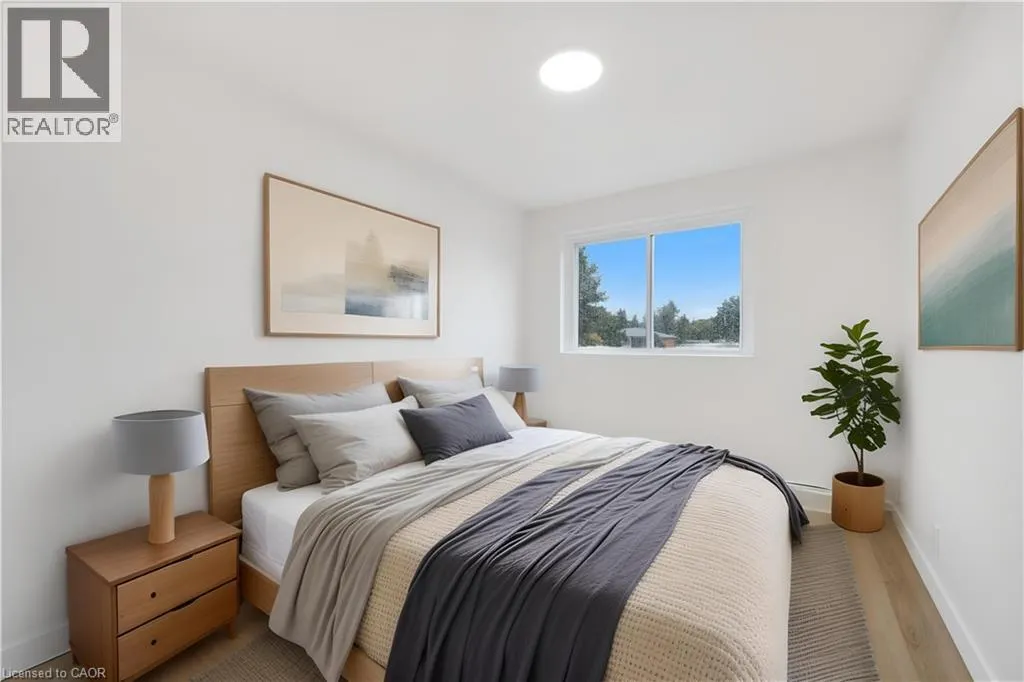 705 GLEN FORREST Boulevard Unit# 8, #8